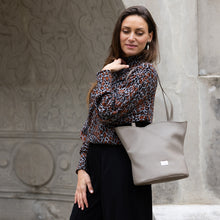Load image into Gallery viewer, TULIP BAG, taupe