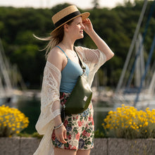 Load image into Gallery viewer, BLOSSOM BAG, green