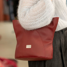 Load image into Gallery viewer, TULIP BAG, burgundy
