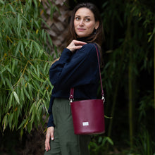 Load image into Gallery viewer, CAMELIA BAG, burgundy