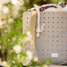 Load image into Gallery viewer, SUNDROP BAG, light grey