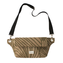 Load image into Gallery viewer, COSMOS BAG, green