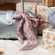 Load image into Gallery viewer, Silk scarf Flower