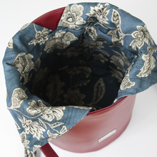 Load image into Gallery viewer, CAMELIA BAG, burgundy