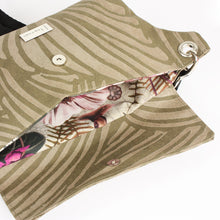 Load image into Gallery viewer, COSMOS BAG, green