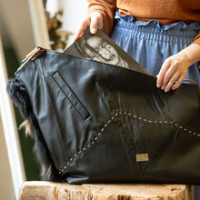 Load image into Gallery viewer, BOLD LEGACY, black