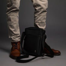 Load image into Gallery viewer, MEN'S SHOULDER BAG, black