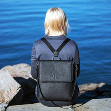 Load image into Gallery viewer, DAHLIA BAGPACK, black