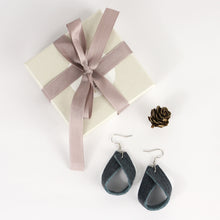 Load image into Gallery viewer, Pinatex earings, blue