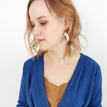 Load image into Gallery viewer, Pinatex earings, platinum