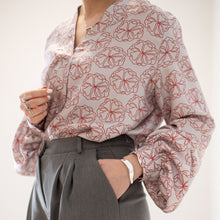 Load image into Gallery viewer, Svilena bluza Kristina
