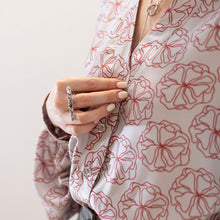 Load image into Gallery viewer, Svilena bluza Kristina
