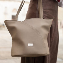 Load image into Gallery viewer, TULIP BAG, taupe
