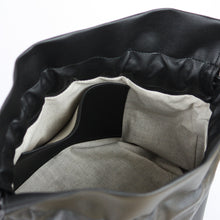Load image into Gallery viewer, TRIA BAG, black

