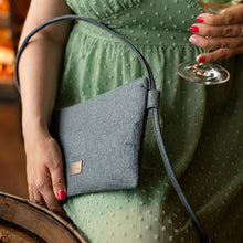 Load image into Gallery viewer, LUNA BAG, blue
