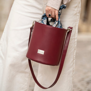 TORBA CAMELIA, bordo