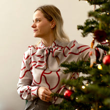 Load image into Gallery viewer, Silk blouse Nina, large floral motif
